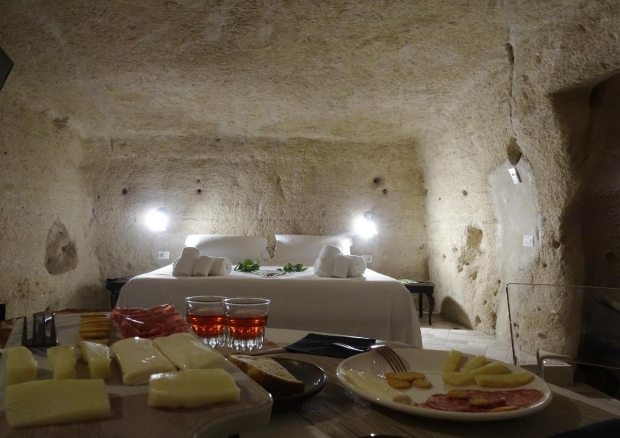 La Dimora Delle 3 Zie Hotell Matera Exteriör bild
