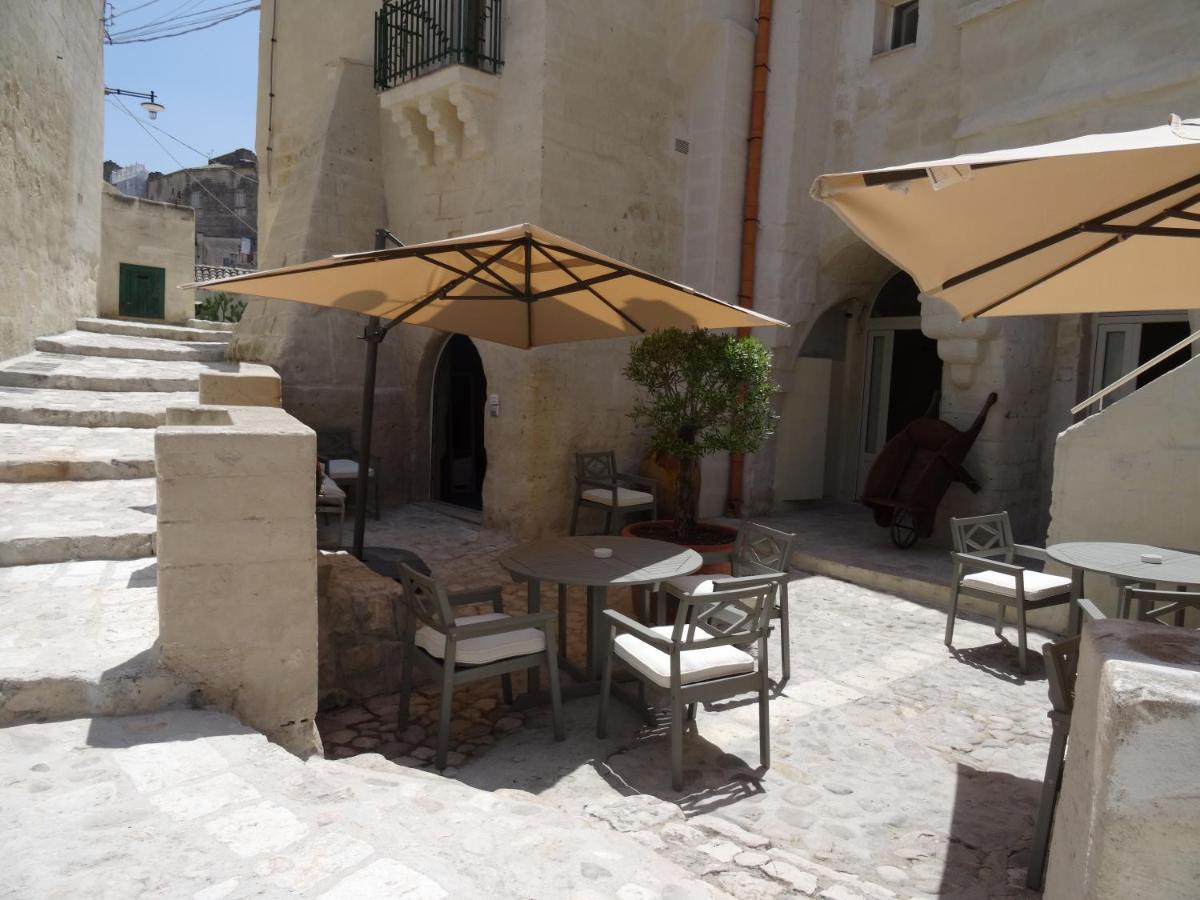 La Dimora Delle 3 Zie Hotell Matera Exteriör bild