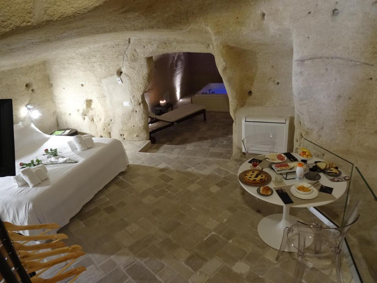 La Dimora Delle 3 Zie Hotell Matera Exteriör bild