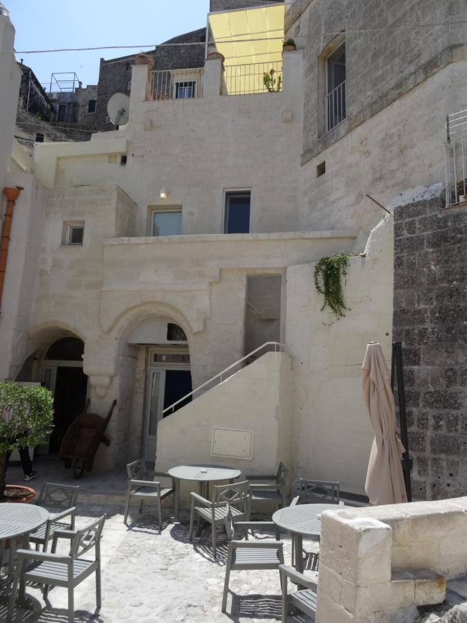 La Dimora Delle 3 Zie Hotell Matera Exteriör bild